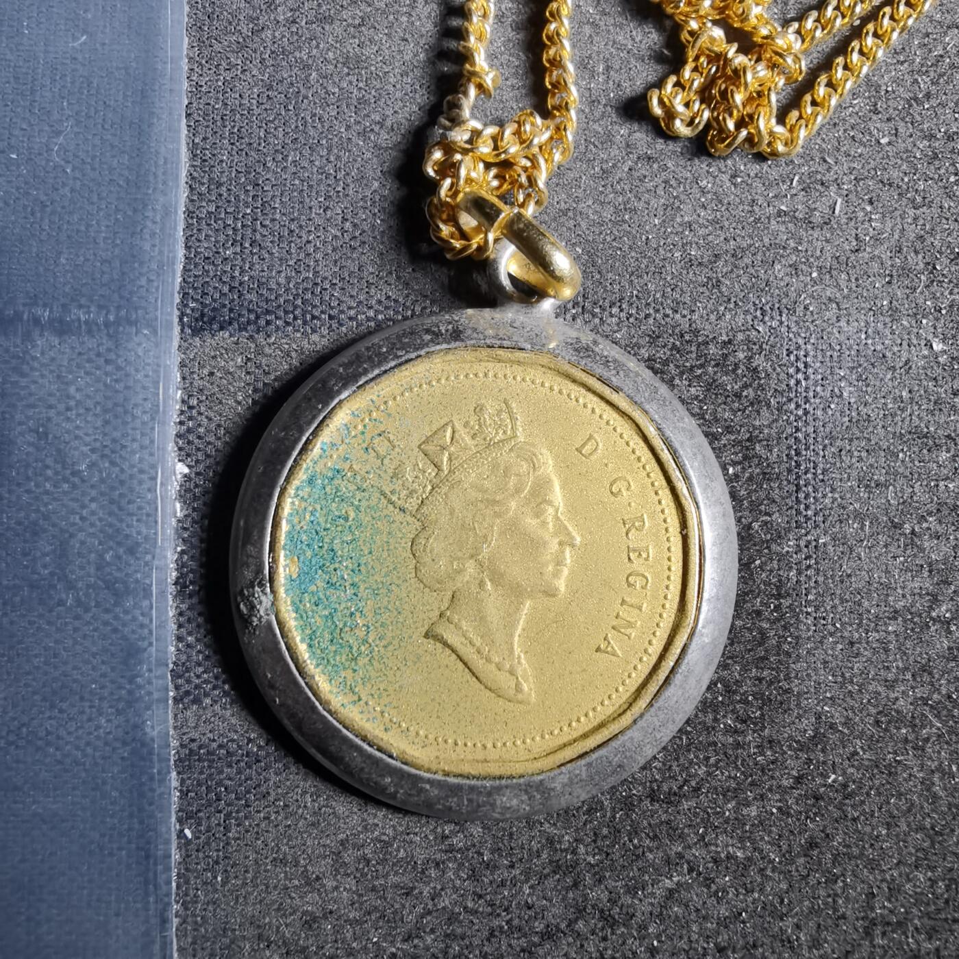 沼泽如烟--第886场 加拿大枫叶镀金项链