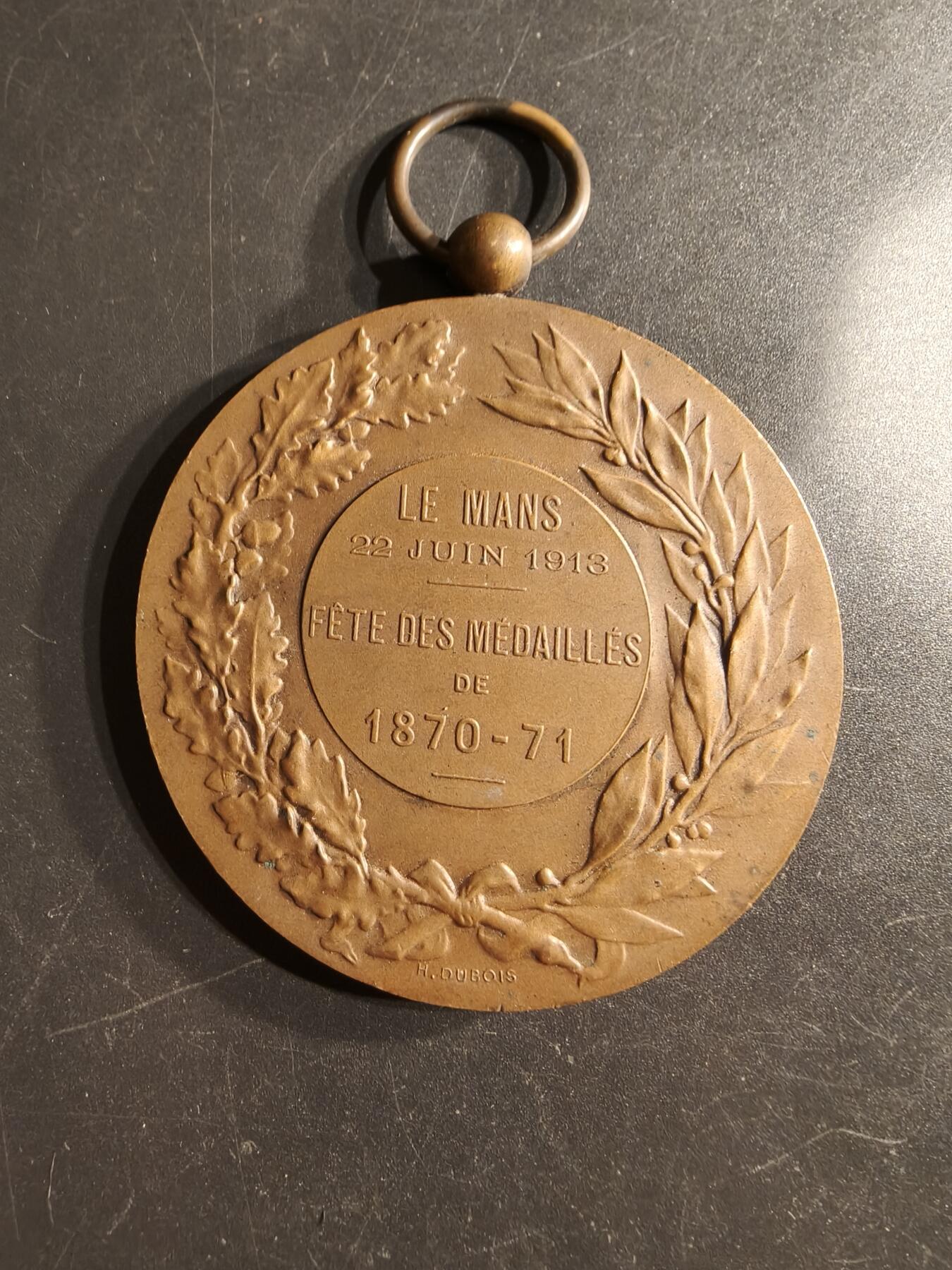 老王徽章第160期  法国普法战争退伍军人协会大尺寸奖章      大师丹尼尔杜普伊版本     直径56mm.    重量84.5g