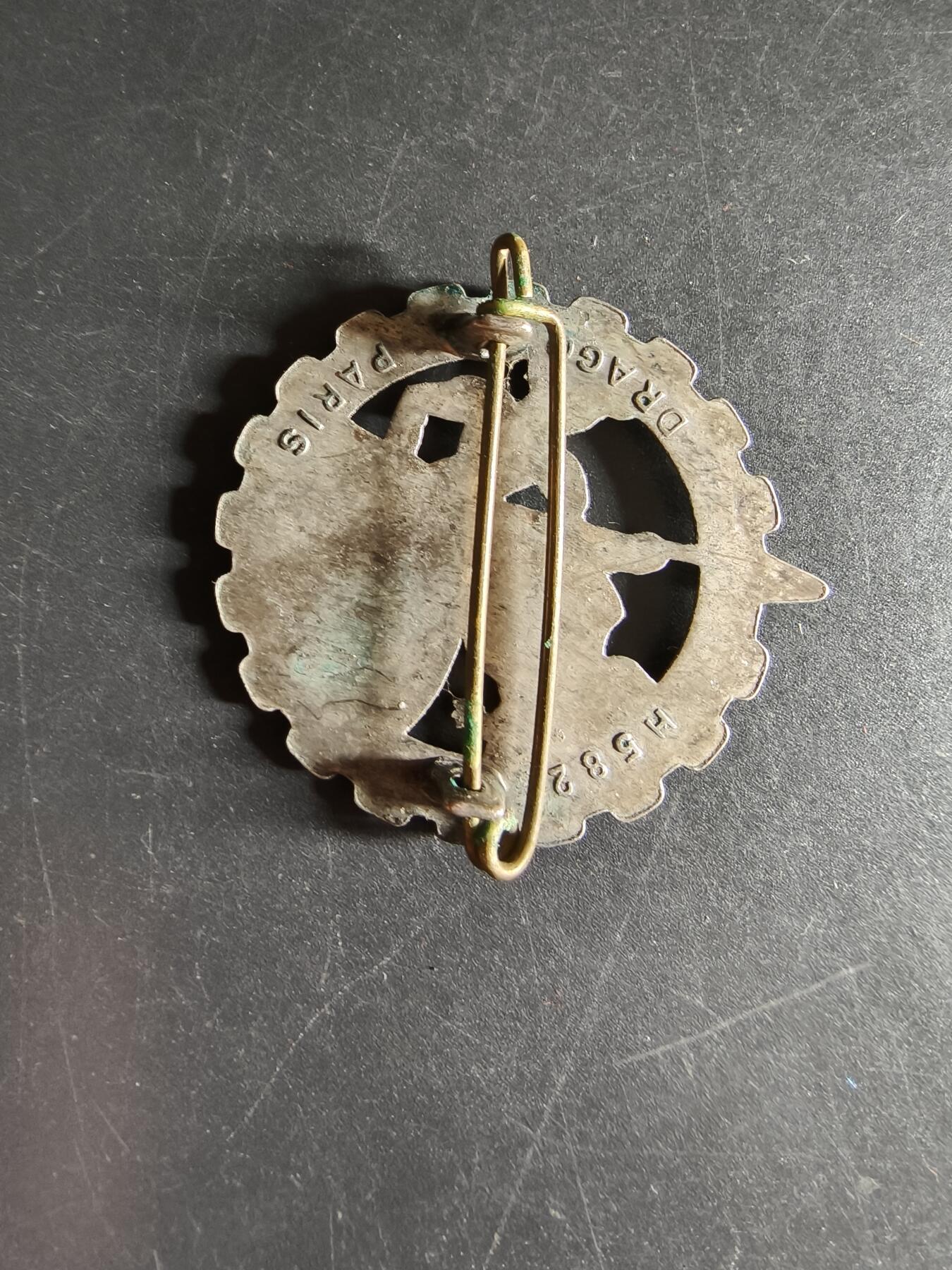 老王徽章第160期  法国第1铁路运输团证章