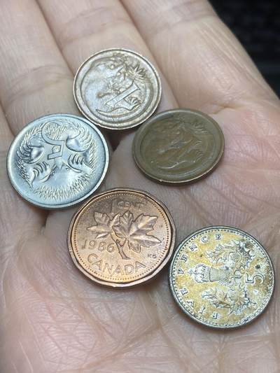 2025年第一百二十场(总第一百四十六场）外国好品散币(免佣金) - 各国散币5枚：澳大利亚🇦🇺1966年1分，1999年5分，加拿大🇨🇦1986年1分，英国🇬🇧1990年5便士
