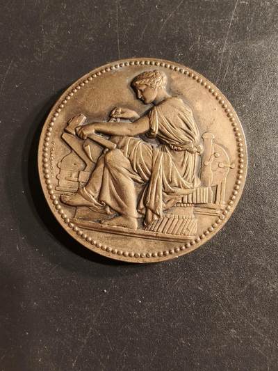 老王徽章第160期 - 法国锁匠工会大铜章      直径41mm.    重量34.4g