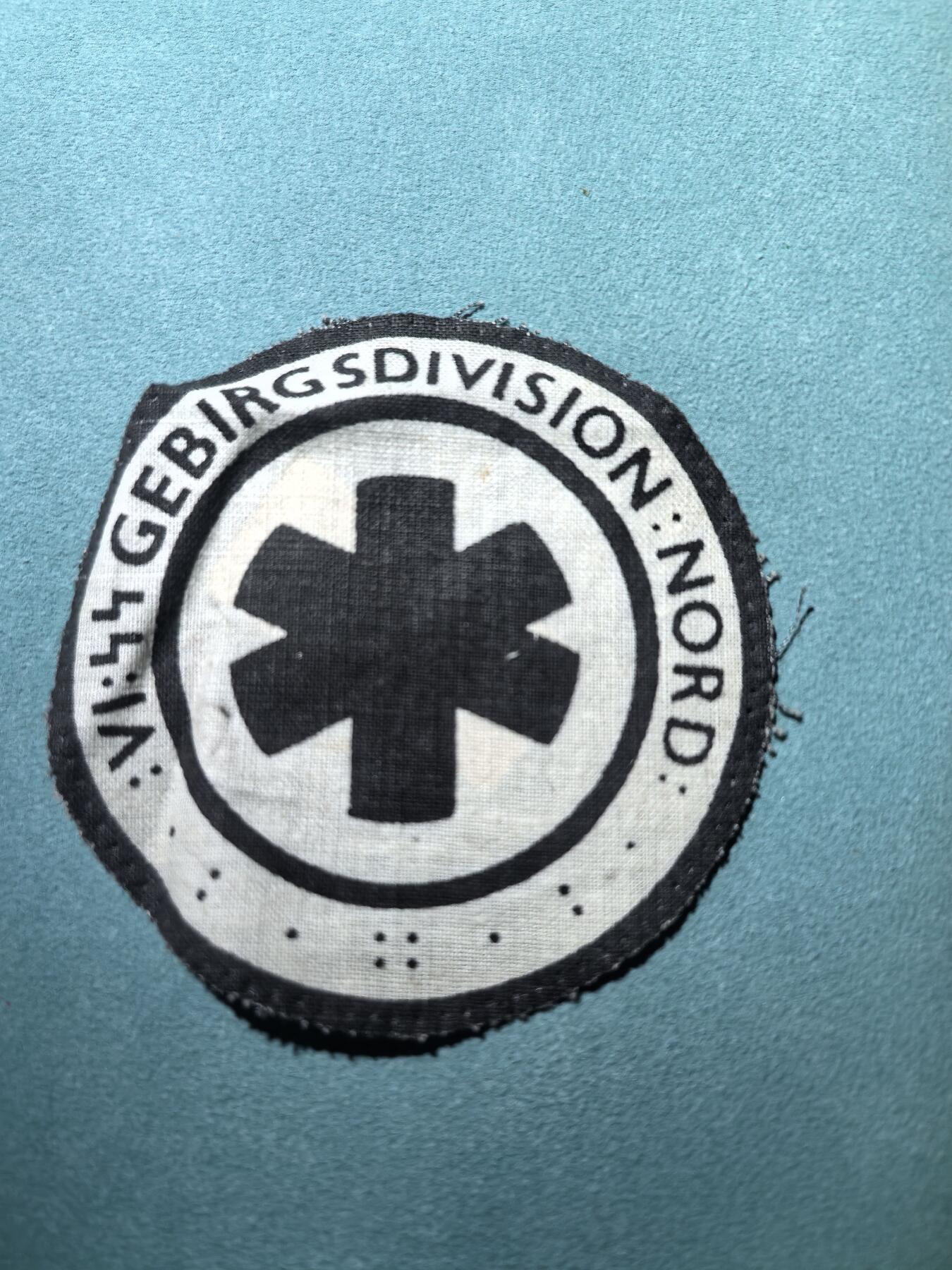 盛世勋华——号角文化勋章邮票专场拍卖第286期 德国（1939）武装党卫军第6山地师“北方”布质臂章 极为少见 贵重藏品 真假自辨