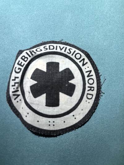 盛世勋华——号角文化勋章邮票专场拍卖第286期 - 德国（1939）武装党卫军第6山地师“北方”布质臂章 极为少见 贵重藏品 真假自辨