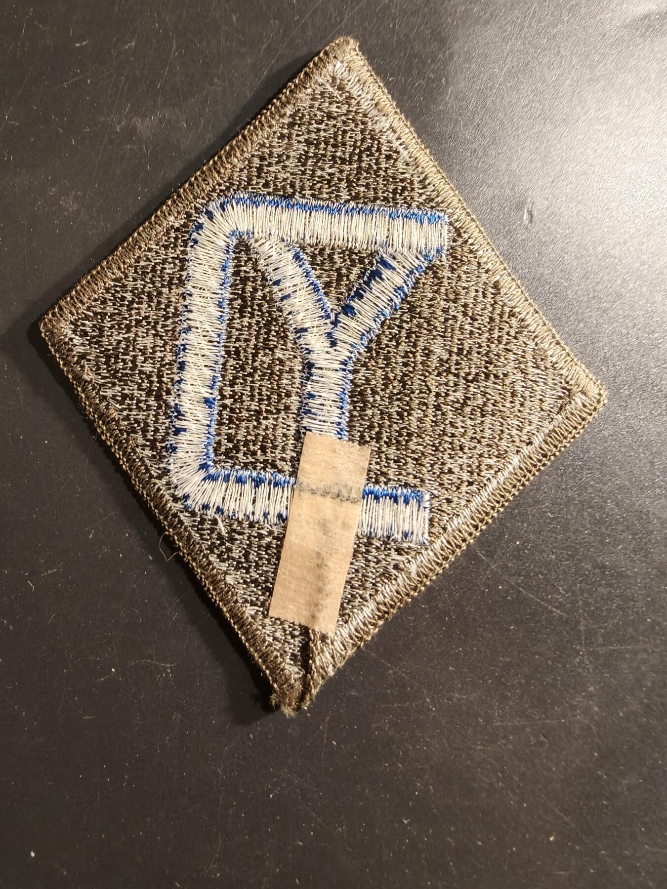 老王徽章第160期 美国陆军第26步兵师肩章