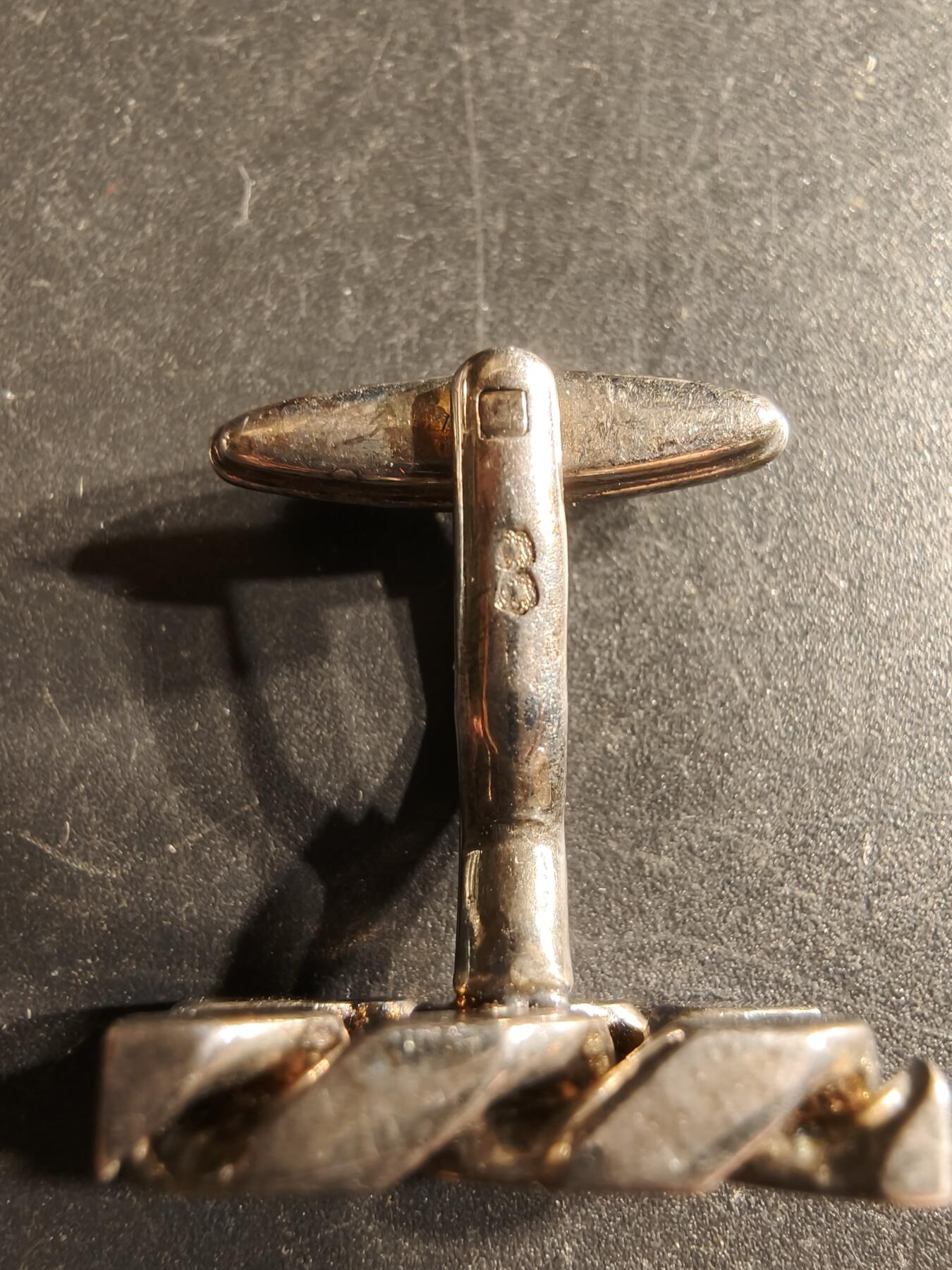 老王徽章第160期 法国银质袖扣一组     螃蟹银标    14.7g