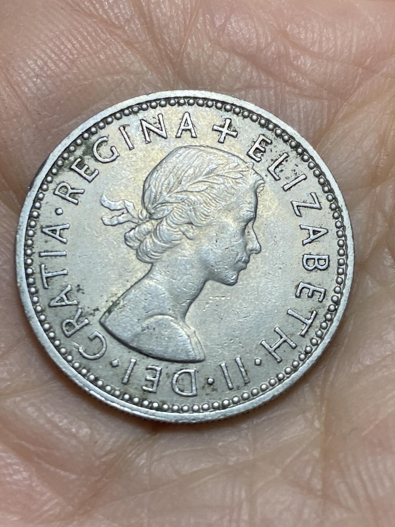 2025年第一百二十一场(总第一百四十七场）外国好品散币(免佣金) 英国🇬🇧1962年1先令(伊丽莎白二世青年桂冠第二版，苏格兰盾徽版)