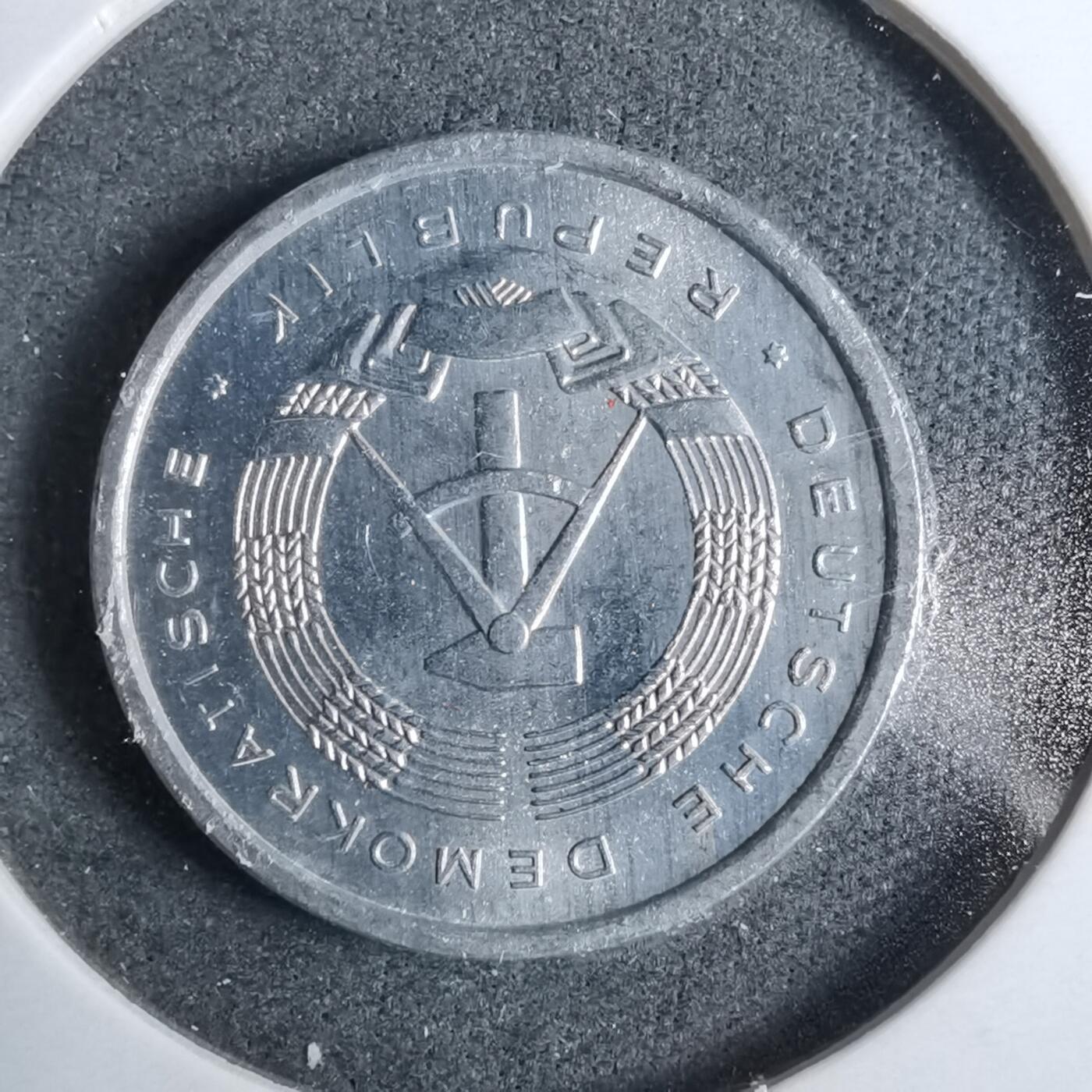 沼泽如烟--第889场 东德1981年5芬尼