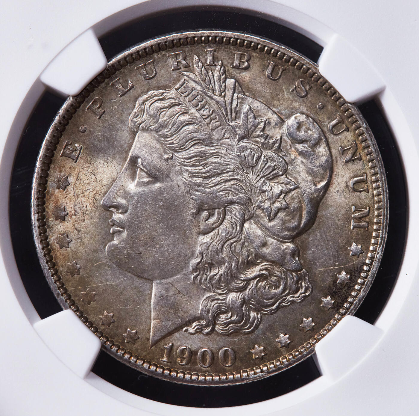 【俄甄集藏】2025年(044)11-12星期三晚 19:30 全场包邮 美国1900年摩根1美元大银币，NGC MS62，双面黄油五彩，转光品相