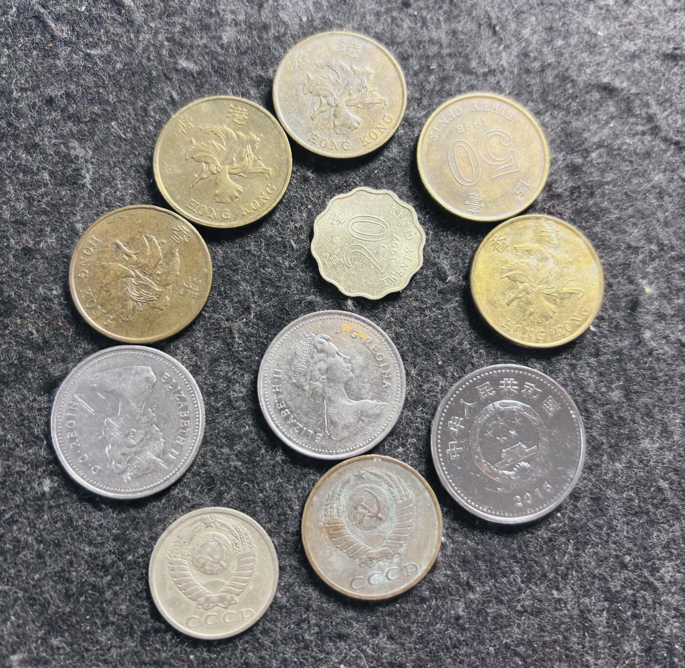 文馨钱币收藏第 278 场，银元，纸币，铜章场 长期接收代拍品 香港，苏联，加拿大，中国抗战纪念钞一组