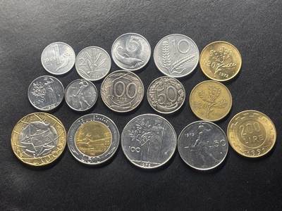 邮泉阁限时拍卖第三十四场 圣马力诺、梵蒂冈、意大利硬币专场（硬币在国外。请付邮费6元。） - 意大利15枚