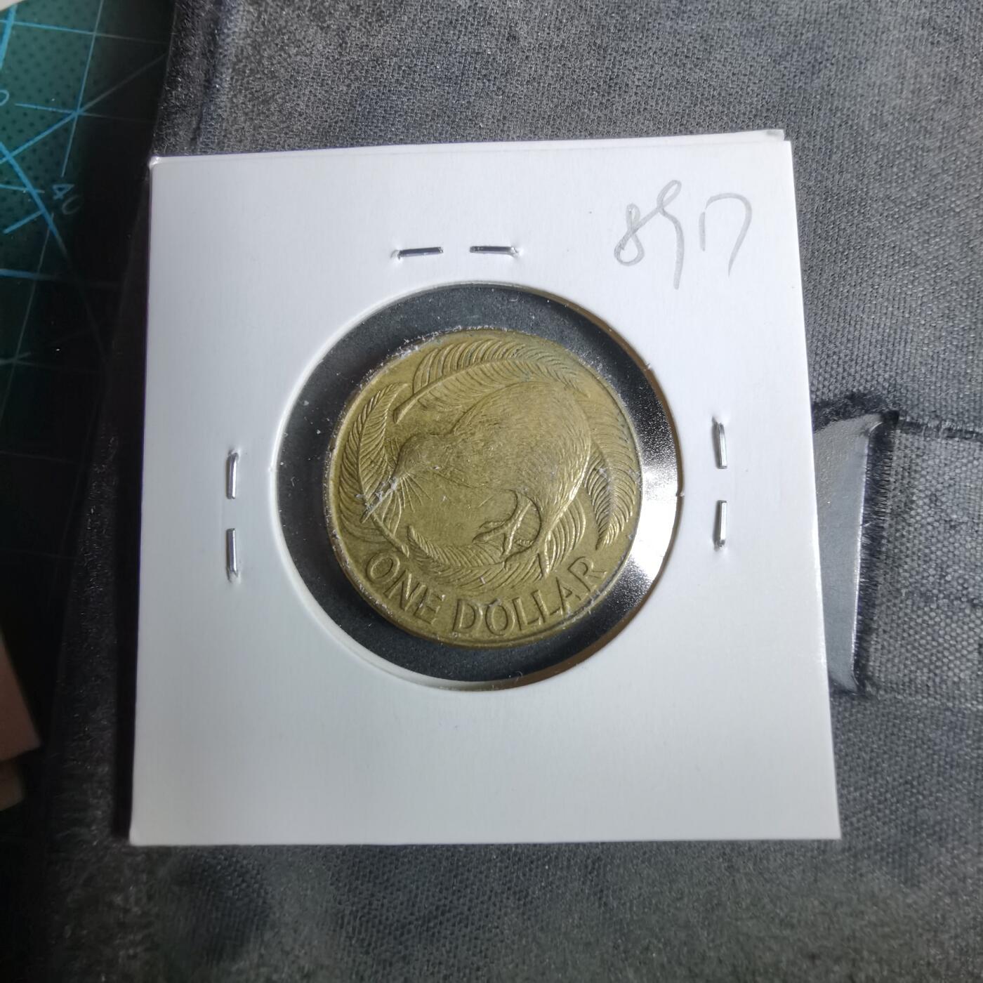 沼泽如烟--第889场 新西兰1990年1磅