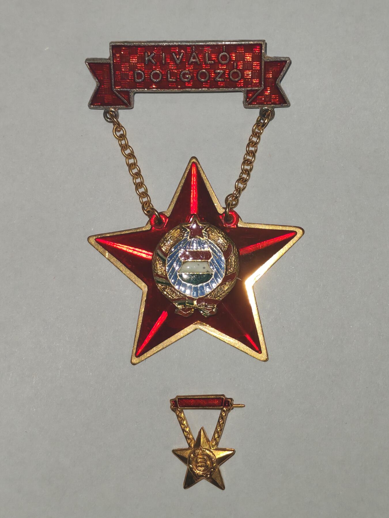 韵星假日精品2025秋季军品类拍卖会-- Rimey Holidays Boutique 2025 Autumn Militaria Sale 匈牙利人民共和国优秀服务奖章带mini