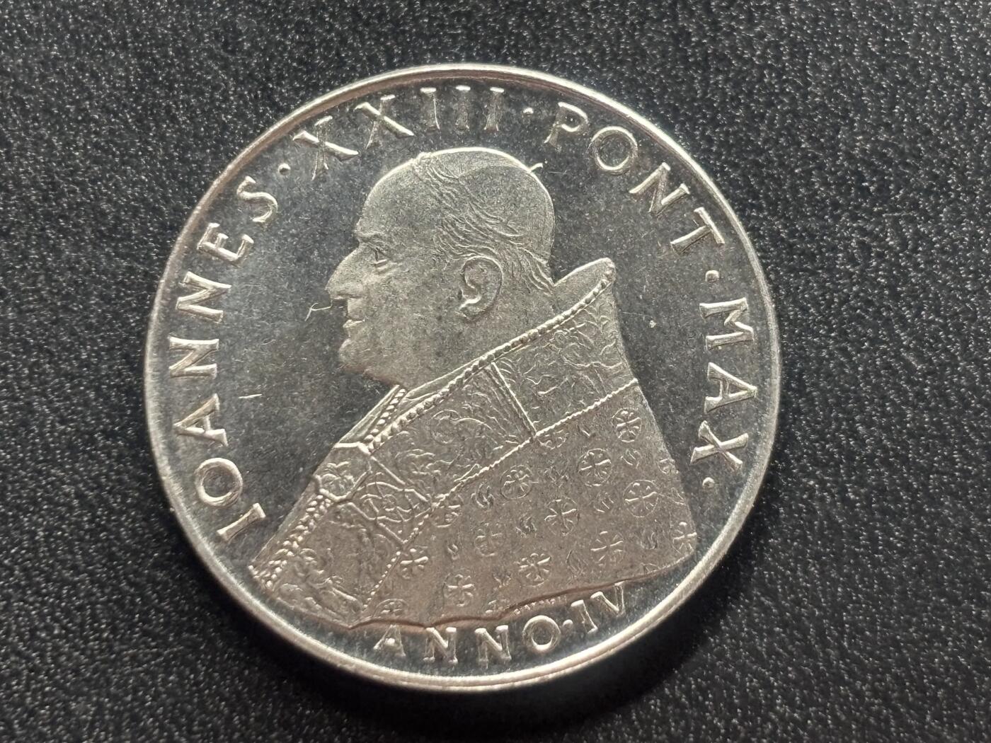 邮泉阁限时拍卖第三十四场 圣马力诺、梵蒂冈、意大利硬币专场（硬币在国外。请付邮费6元。） 梵蒂冈教宗若望二十三世1962年100里拉纪念币