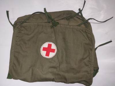 韵星假日精品2025秋季军品类拍卖会-- Rimey Holidays Boutique 2025 Autumn Militaria Sale - 越南民主共和国（北越）战时野战医疗兵挎包