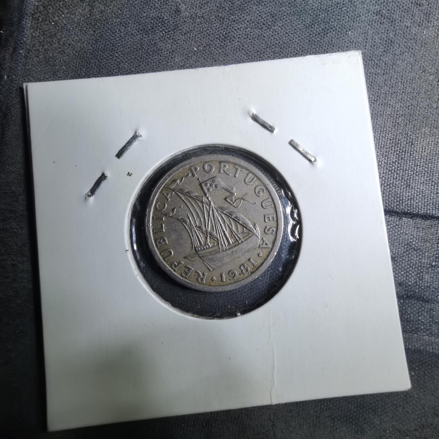 沼泽如烟--第888场 葡萄牙1981年2.5埃斯库多