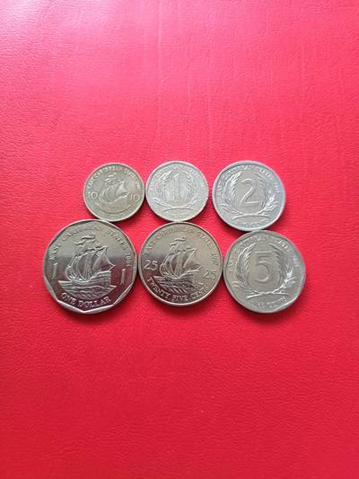 【云涧收藏】第七十六场 - 英属东加勒比老年女王套币