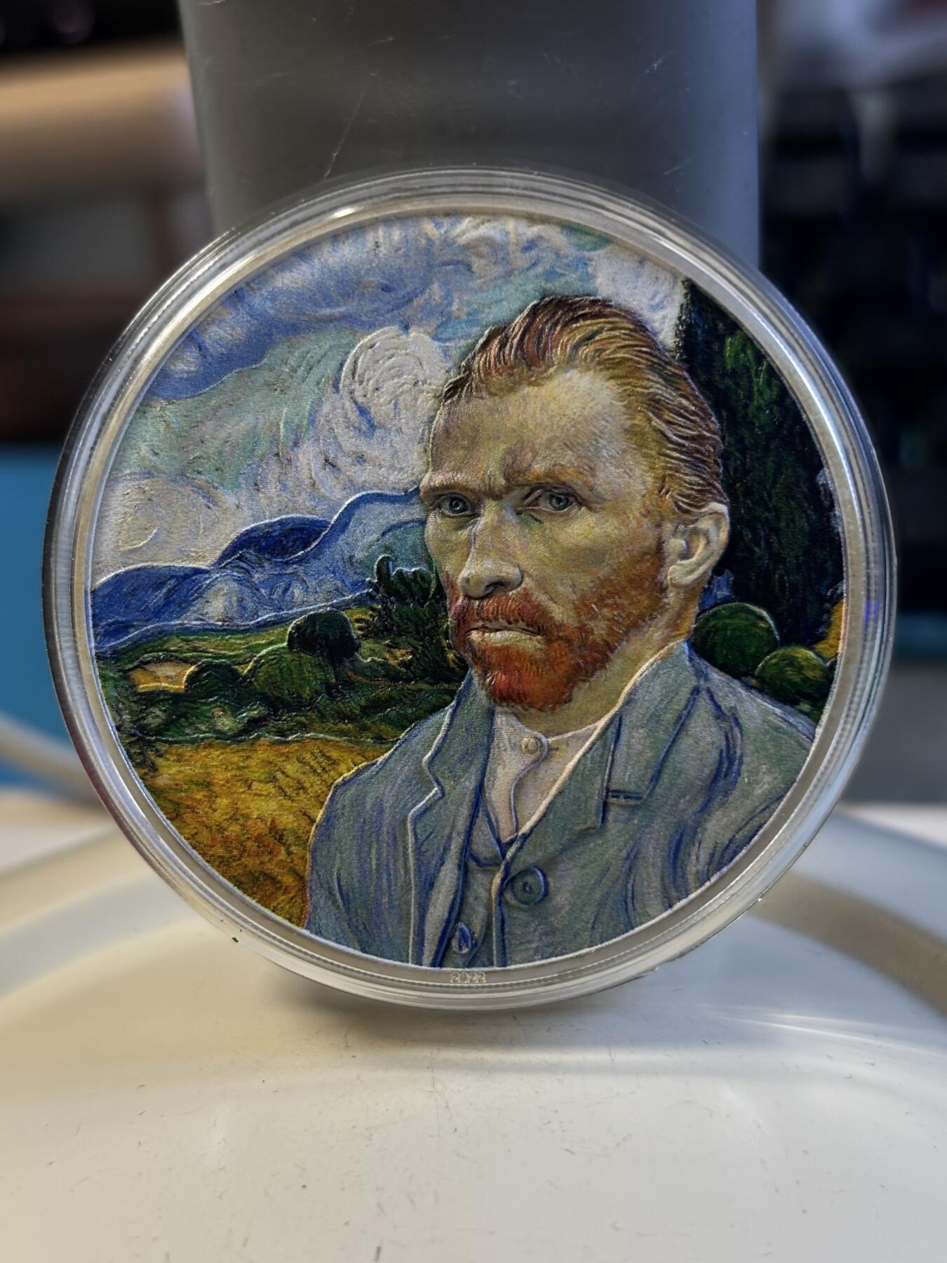 第180期拍卖【长期征集拍品】【北京币展专场】 库克2022年画家梵高彩色2盎司精制纪念银币，999银，发行999枚,梵高衣服这里有掉色