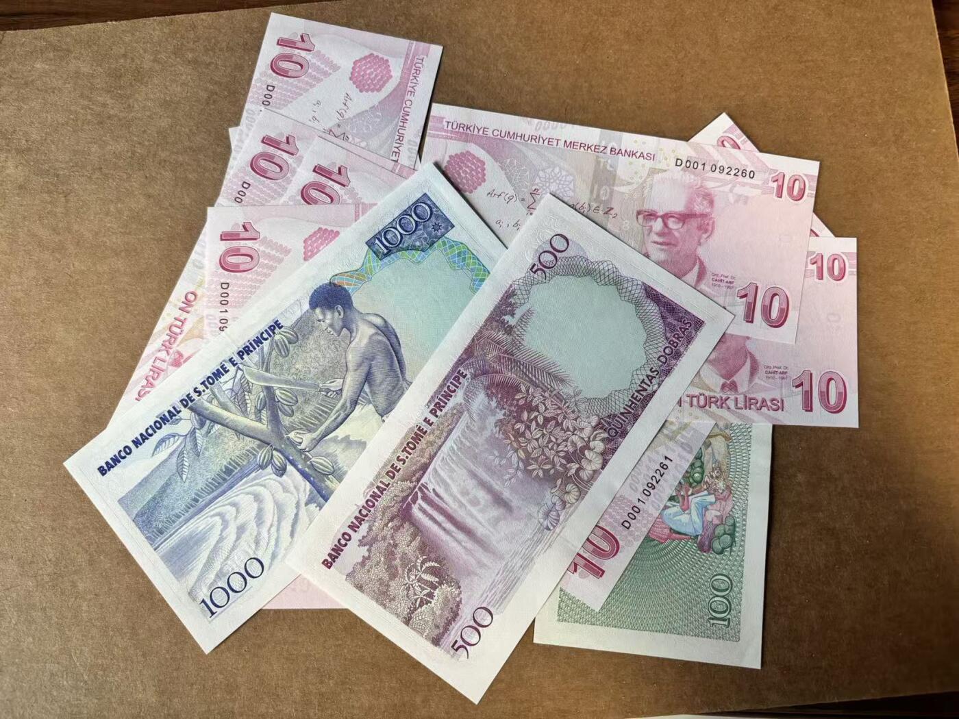 【Blue Auction】世界纸币精拍第745期——18级TOP拍卖/信誉/品质/专业/高效💫 【一组12张 含无47】土耳其10里拉&圣多美和普林西比 100-1000多布拉 全新UNC