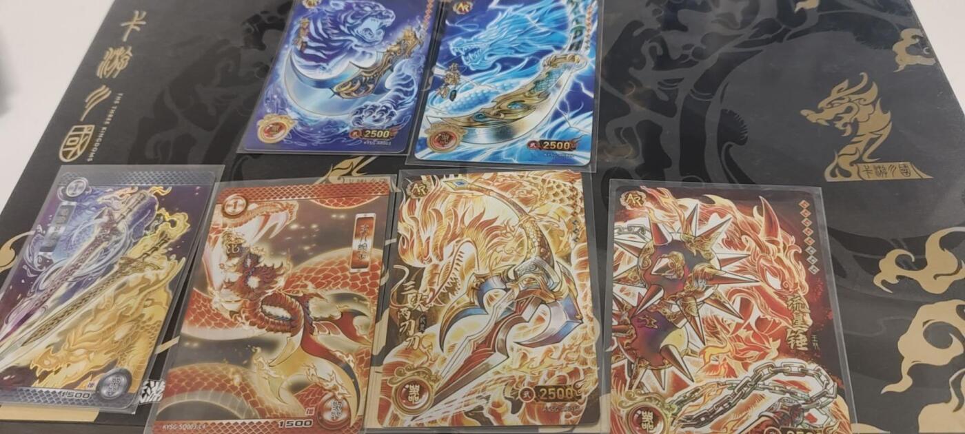 秋原瞳的小店第二十七期（持续收拍，11月秋意正浓，冬欲近，暖心囤卡好时光）