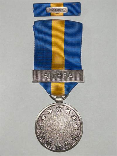 韵星假日精品2025秋季军品类拍卖会-- Rimey Holidays Boutique 2025 Autumn Militaria Sale - 欧盟共同安全和防御政策服务奖章 带althea条和略