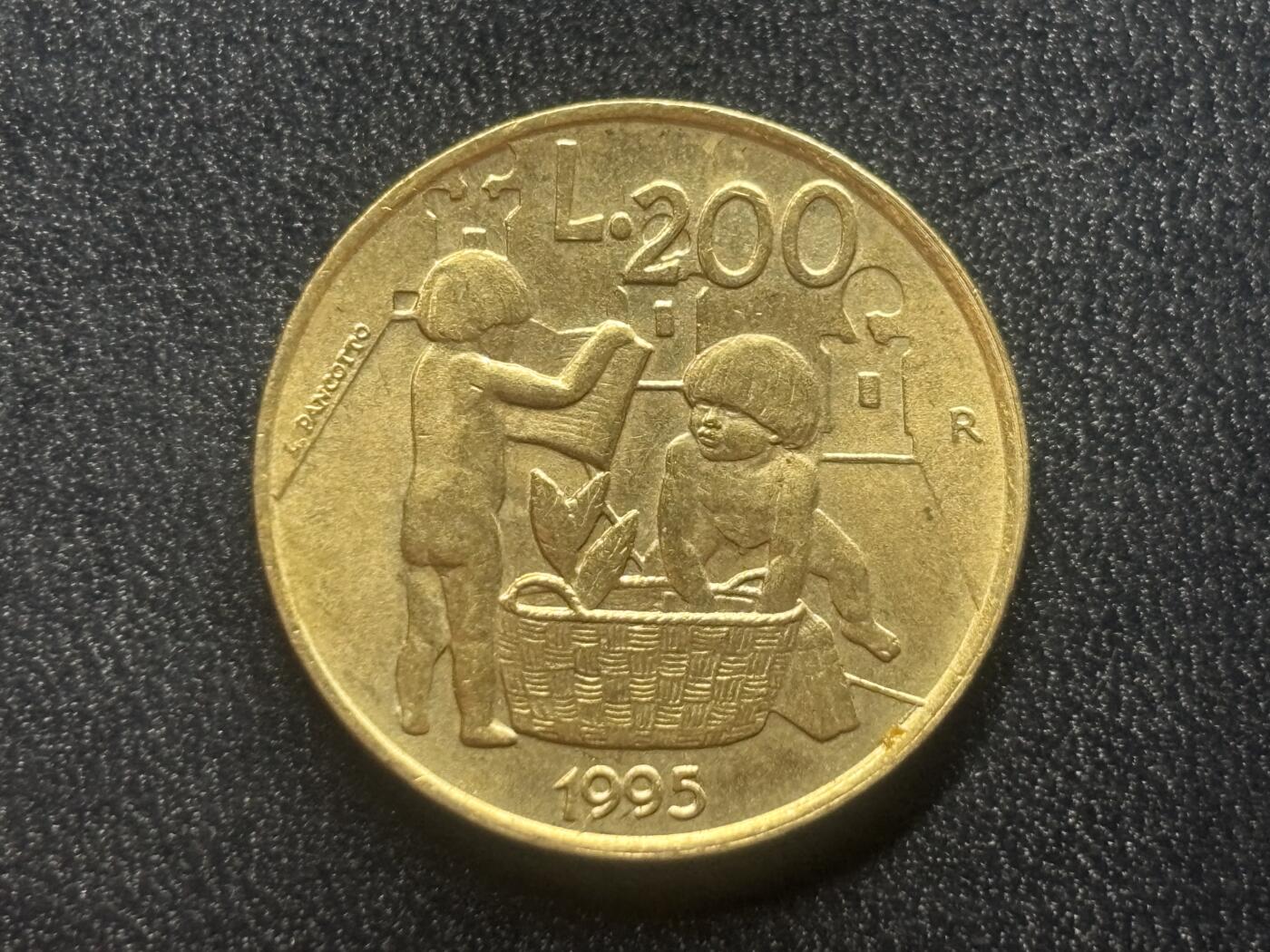 邮泉阁限时拍卖第三十四场 圣马力诺、梵蒂冈、意大利硬币专场（硬币在国外。请付邮费6元。） 圣马力诺1995年200里拉