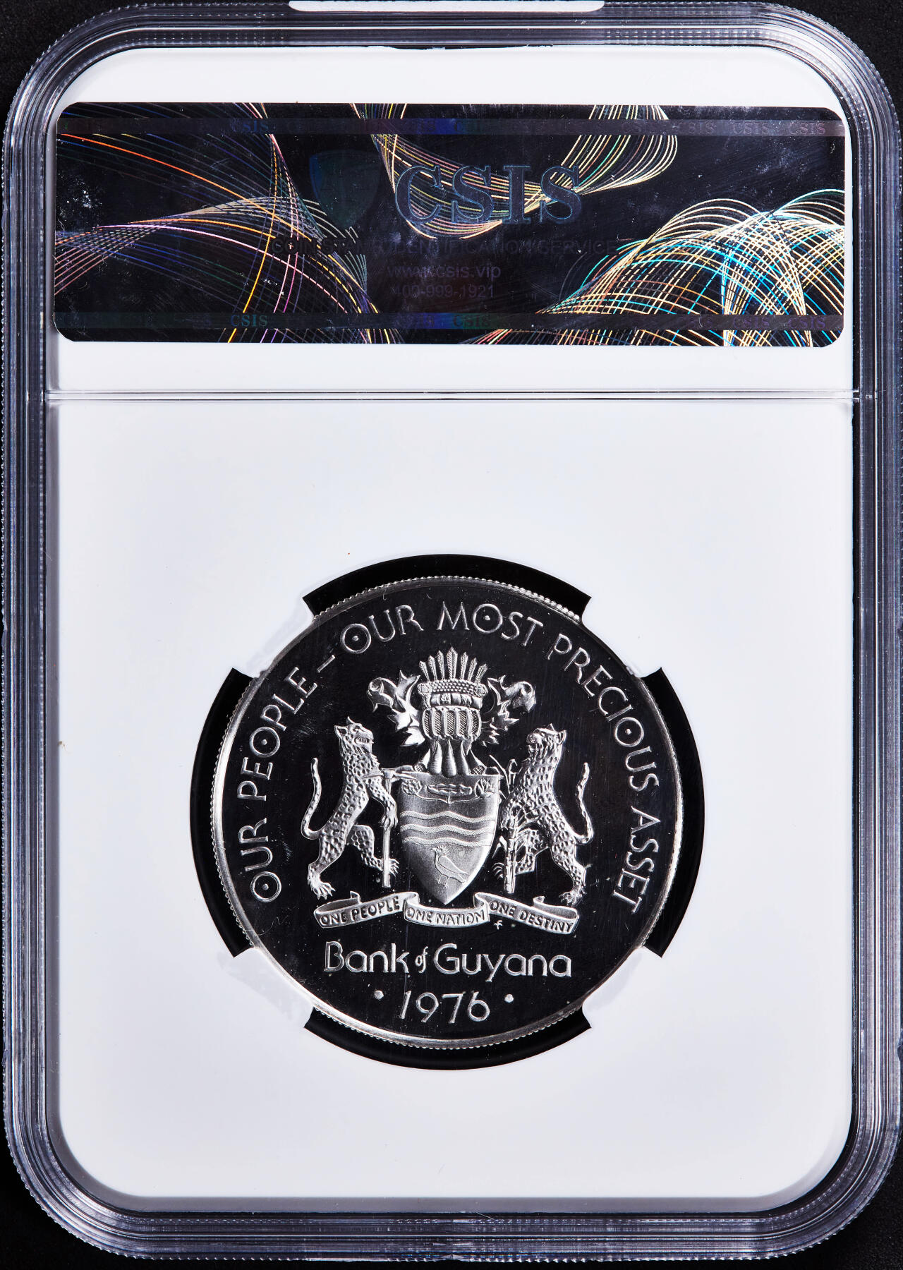 【俄甄集藏】2025年(044)11-12星期三晚 19:30 全场包邮 圭亚那1976年独立十周年10元精制纪念大银币，NGC PF68UC，重43.23克，92.5%银，发行量18000枚