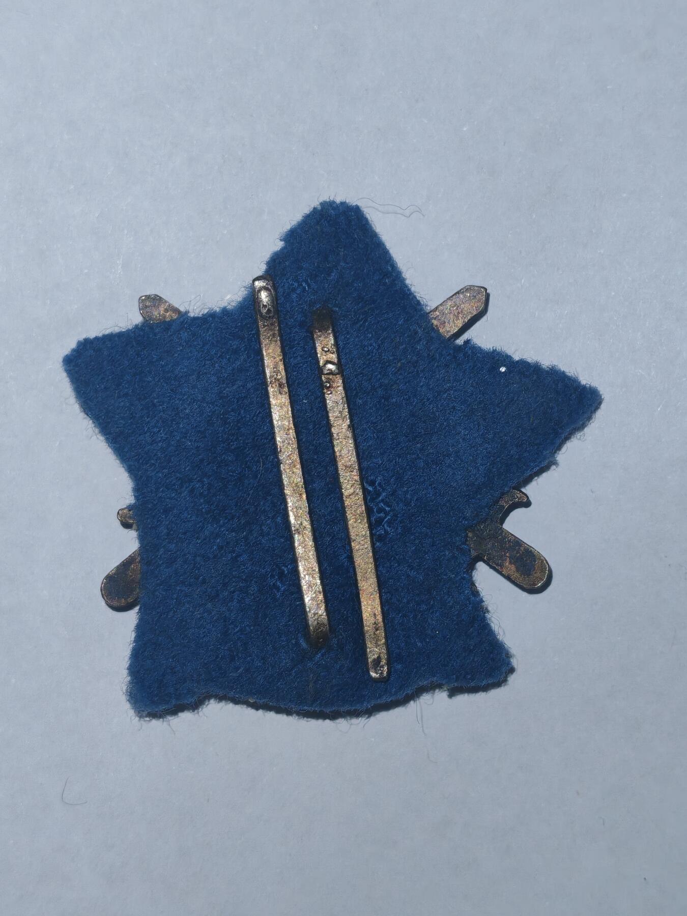 韵星假日精品2025秋季军品类拍卖会-- Rimey Holidays Boutique 2025 Autumn Militaria Sale 匈牙利人民共和国拉克西时期极早期银级人民军技能章