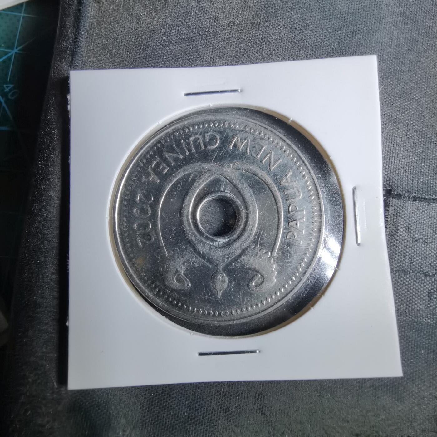 沼泽如烟--第889场 巴布亚新几内亚2002年1基纳