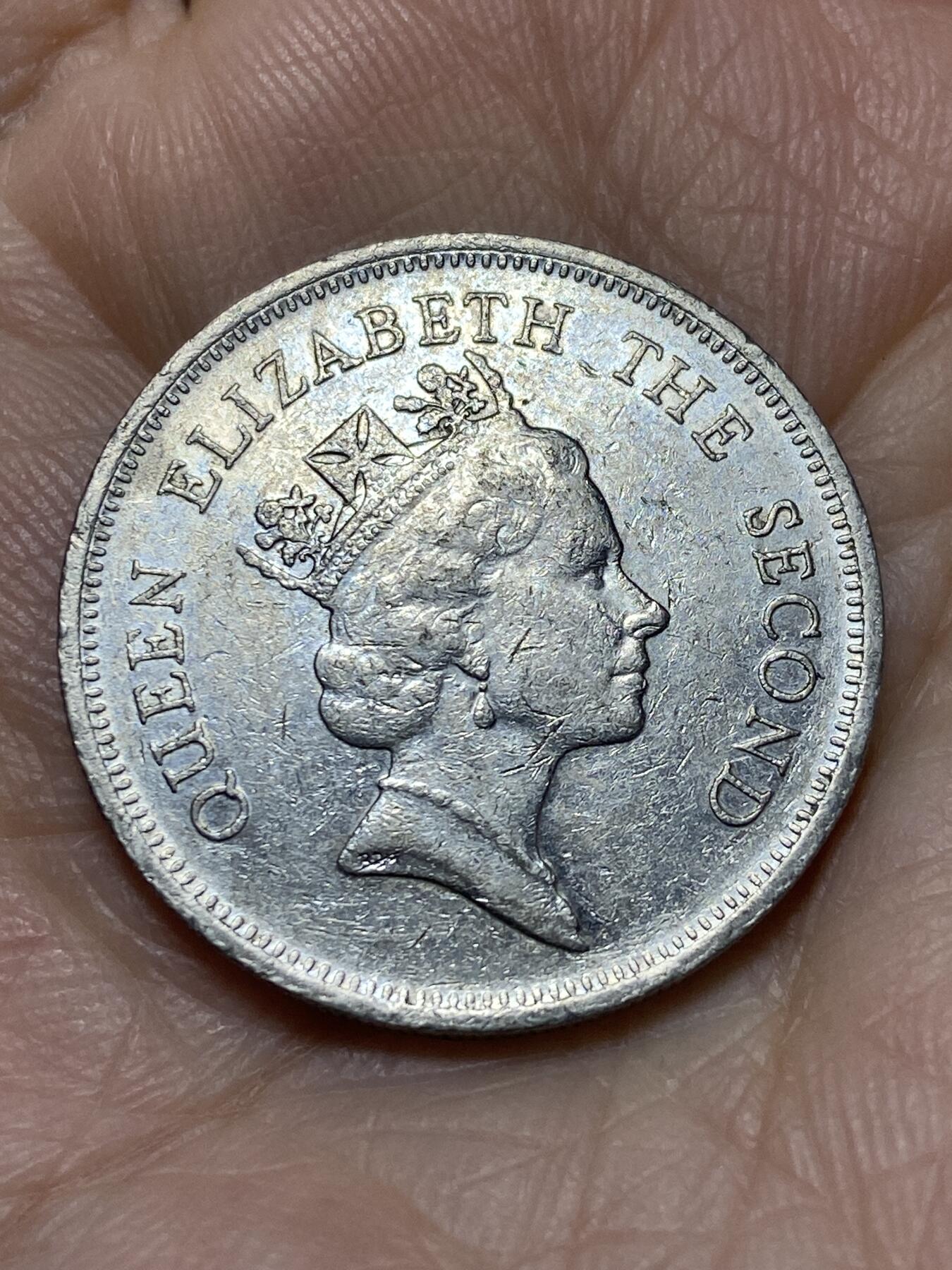 2025年第一百二十一场(总第一百四十七场）外国好品散币(免佣金) 香港1988年1元