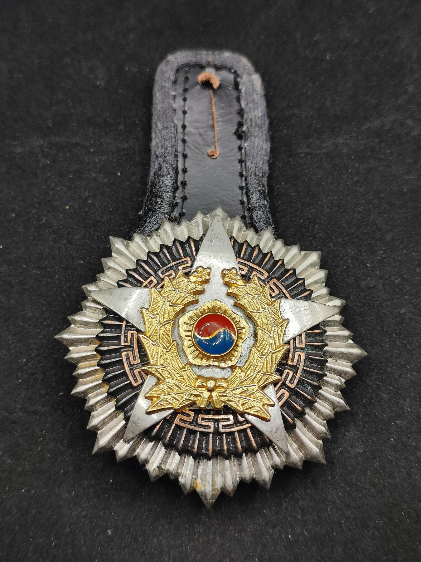 0元起拍勋章 第307期 咸鱼国勋章拍卖专场 11月5日（周三）下午6：00开始