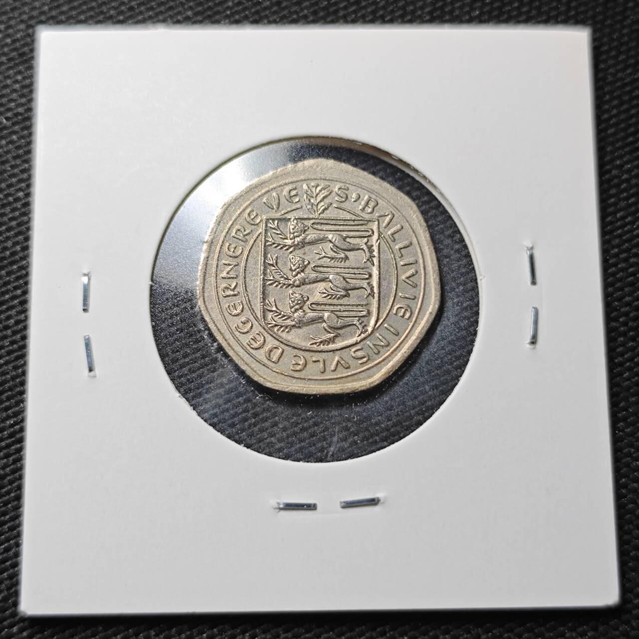 KK钱币收藏小铺  第362场  2月预留时间 周末发货  1982根西20分