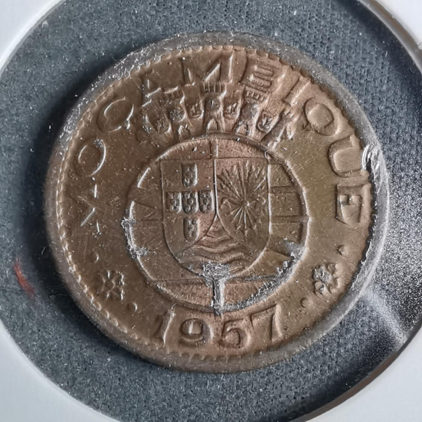 沼泽如烟--第889场 葡属莫桑比克1950年50分