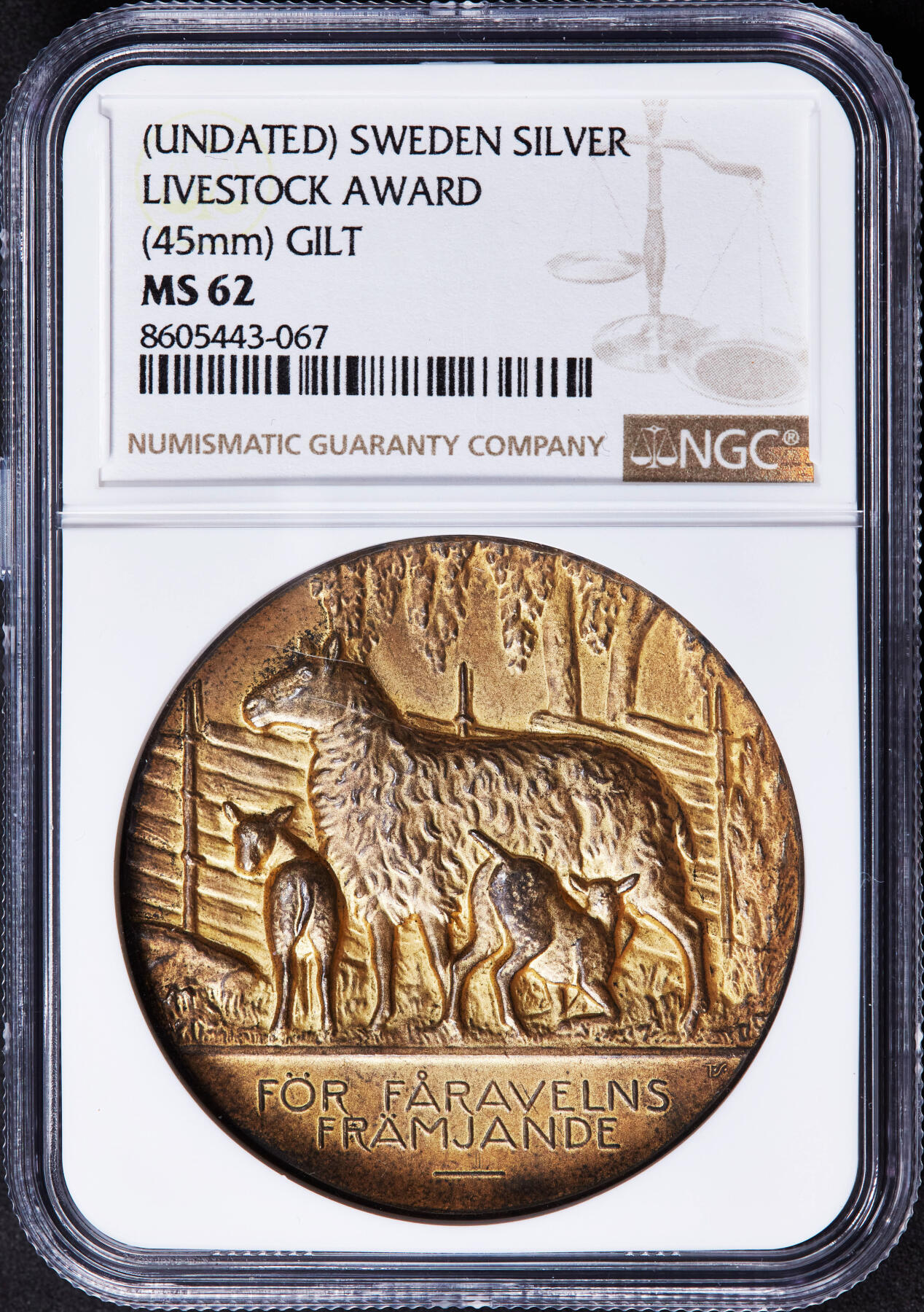【俄甄集藏】2025年(044)11-12星期三晚 19:30 全场包邮 瑞典19世纪畜牧业推广牧羊镀金大银章，NGC MS62，高浮雕，直径45mm