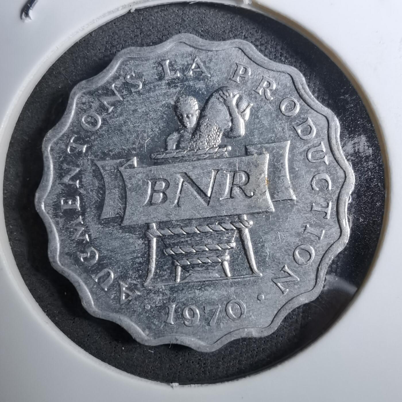 沼泽如烟--第888场