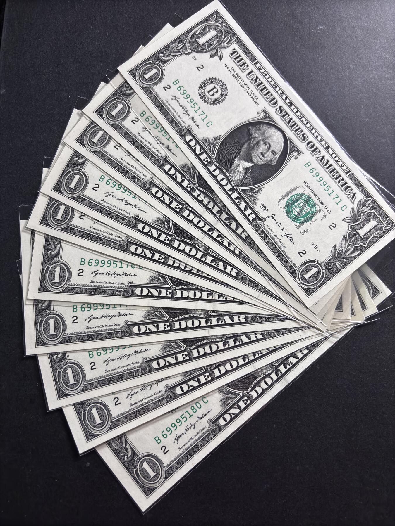 文馨钱币收藏第 278 场，银元，纸币，铜章场 长期接收代拍品 全新绝品 2021 年美国一美元 10 连号，每张都带 999 豹子号，号码好，值得入手