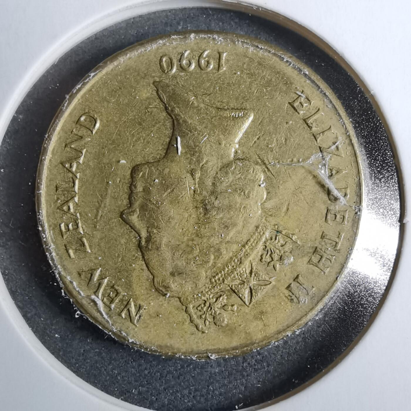 沼泽如烟--第889场 新西兰1990年1磅