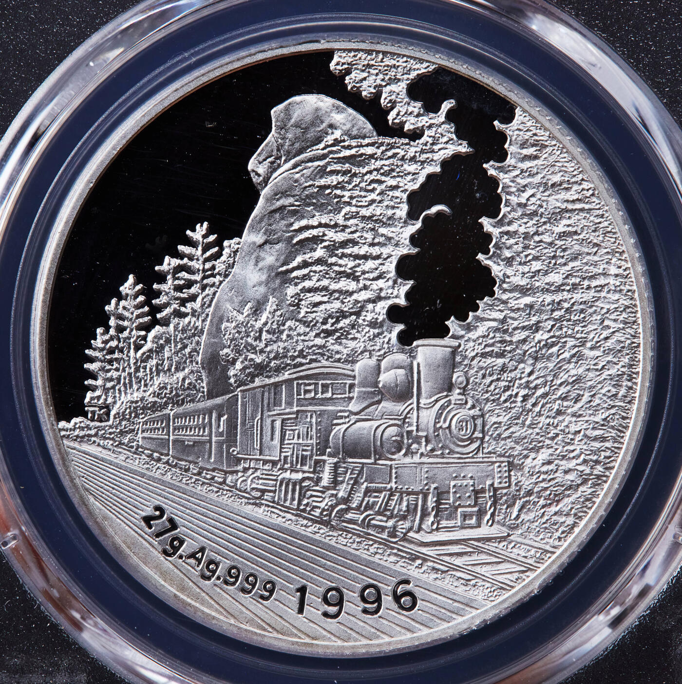 【俄甄集藏】2025年(044)11-12星期三晚 19:30 全场包邮 中国台湾1996年林务局数年纪念精制大银章，PCGS PR68DC，重27克，999银，少见品种，带原盒