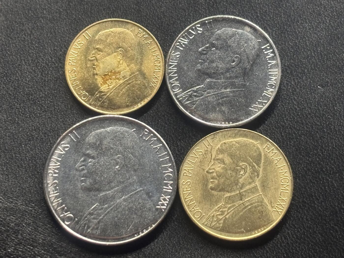 邮泉阁限时拍卖第三十四场 圣马力诺、梵蒂冈、意大利硬币专场（硬币在国外。请付邮费6元。） 梵蒂冈教宗若望保禄二世1979-1980年4枚