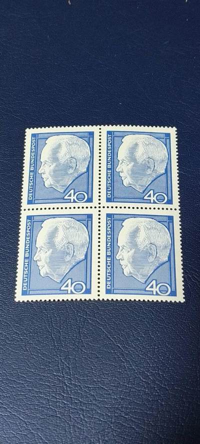 德国邮票专场，都是四方联 - 德国邮票四方联，1964年发行，吕布克再次当选联邦德国总统，品相如图
