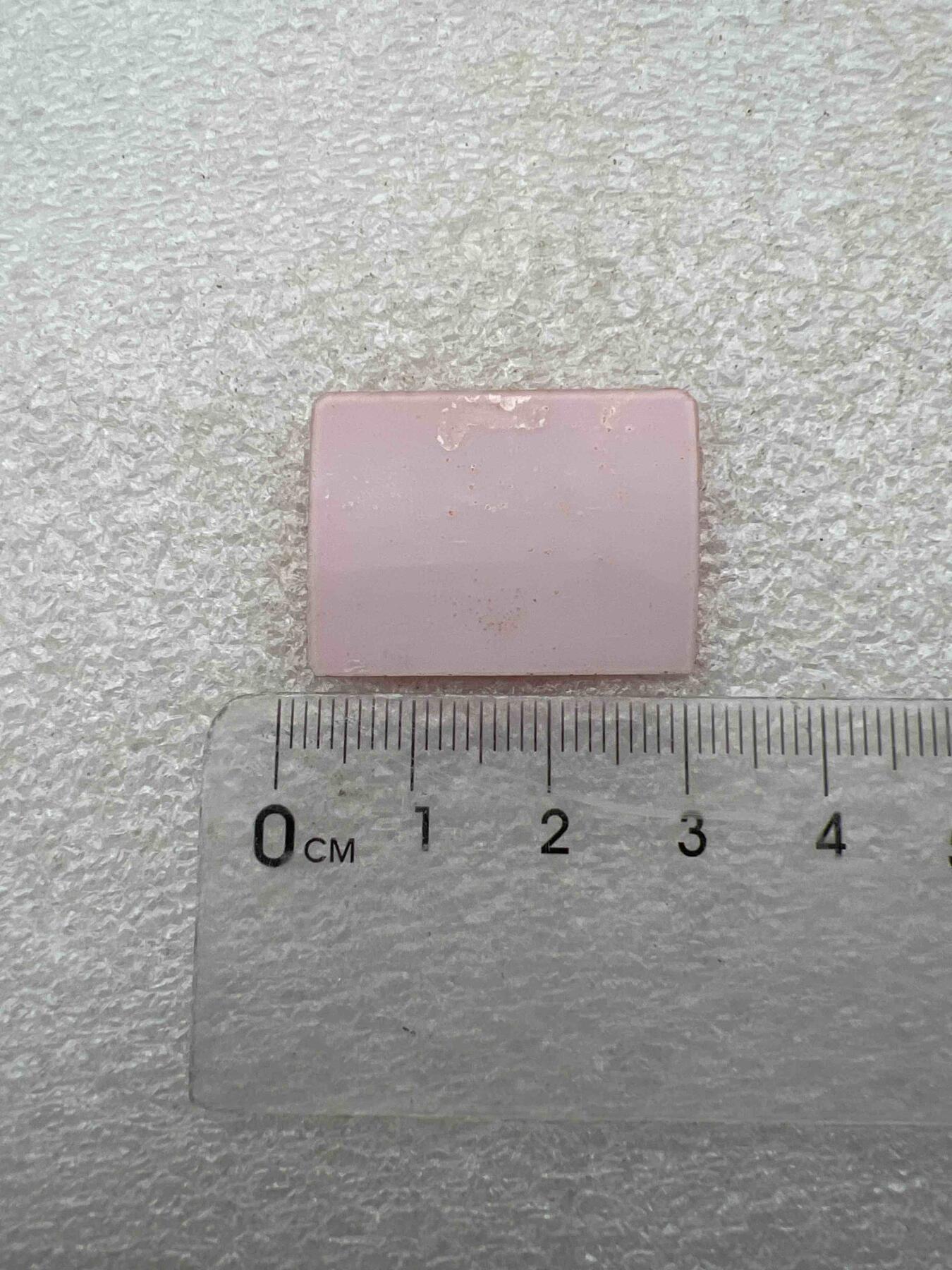 真品毛主席像章F 真品毛主席像章、F