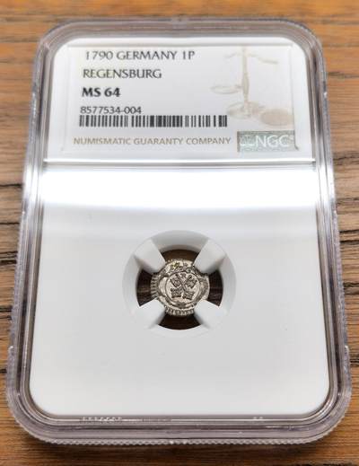 凡希社世界钱币微拍第三百十三期 - 1790神罗雷根斯堡银芬尼NGC-MS64