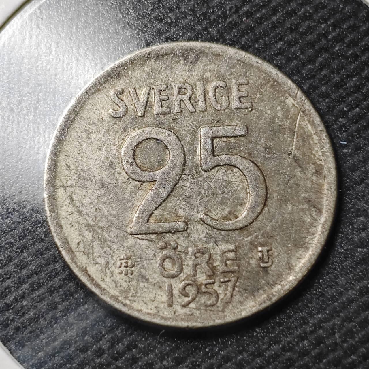 KK钱币收藏小铺  第363场  2月预留时间 周末发货  1957瑞典25欧尔银币