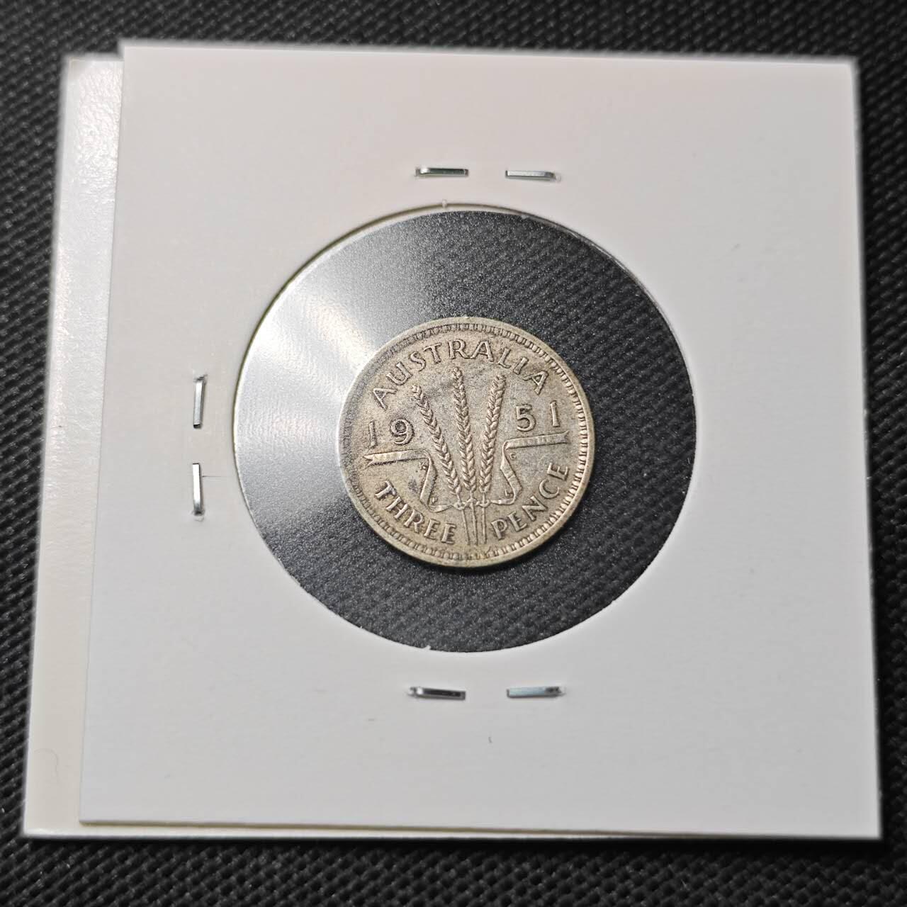 KK钱币收藏小铺  第363场  2月预留时间 周末发货  1951澳大利亚3便士银币