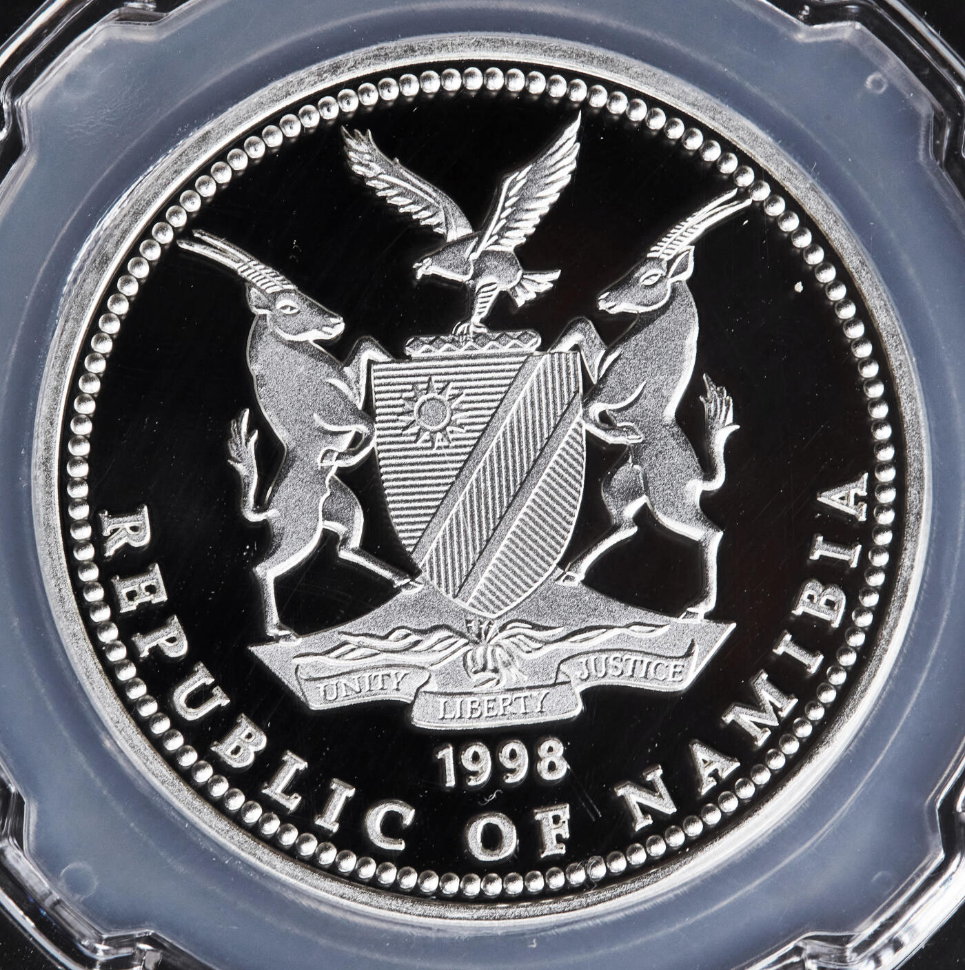 【俄甄集藏】2025年(044)11-12星期三晚 19:30 全场包邮