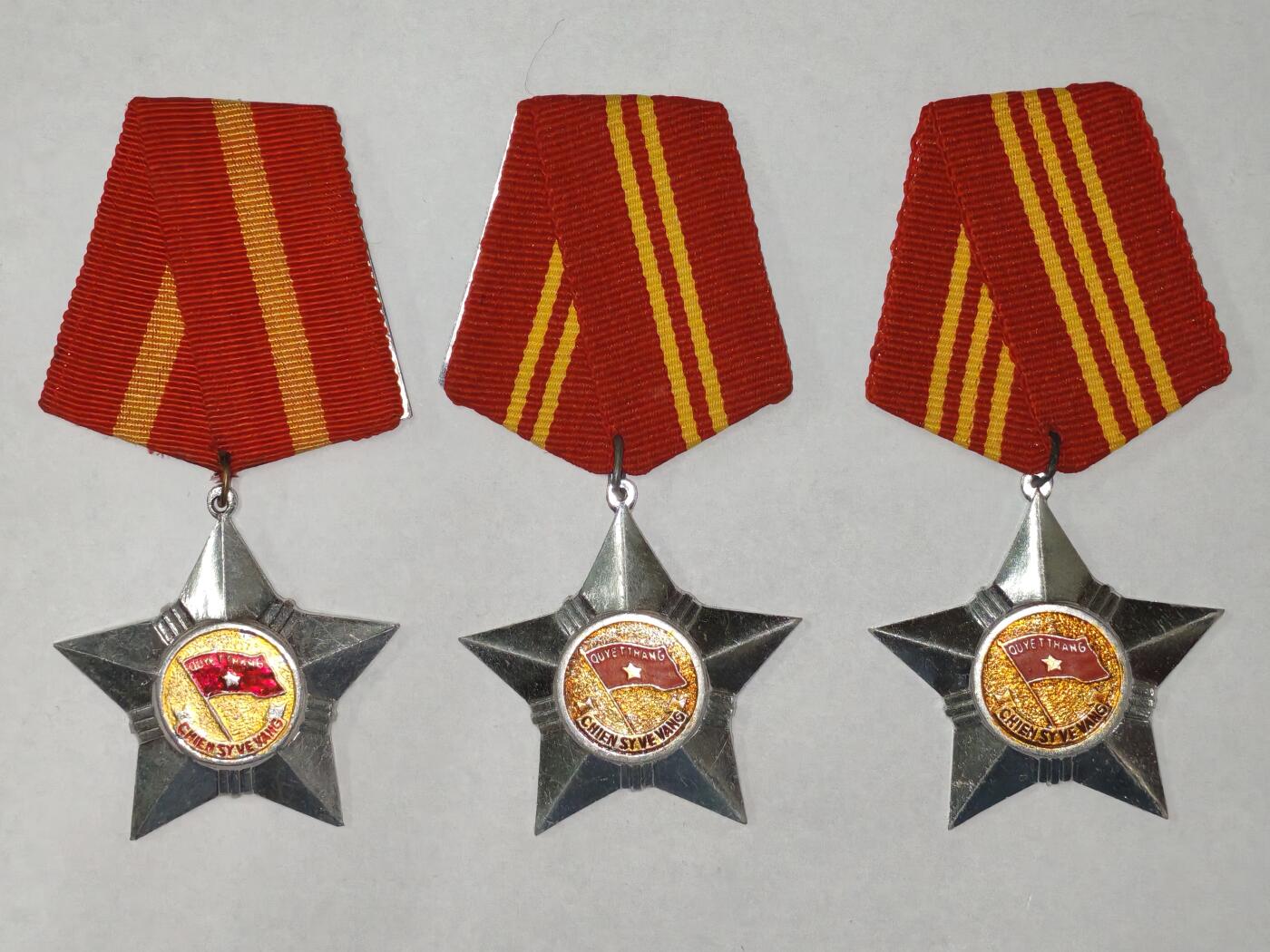 韵星假日精品2025秋季军品类拍卖会-- Rimey Holidays Boutique 2025 Autumn Militaria Sale 越南社会主义共和国光荣战士勋章（一二三级一组）