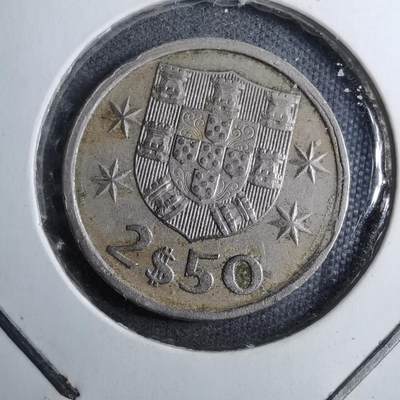 沼泽如烟--第888场 - 葡萄牙1981年2.5埃斯库多