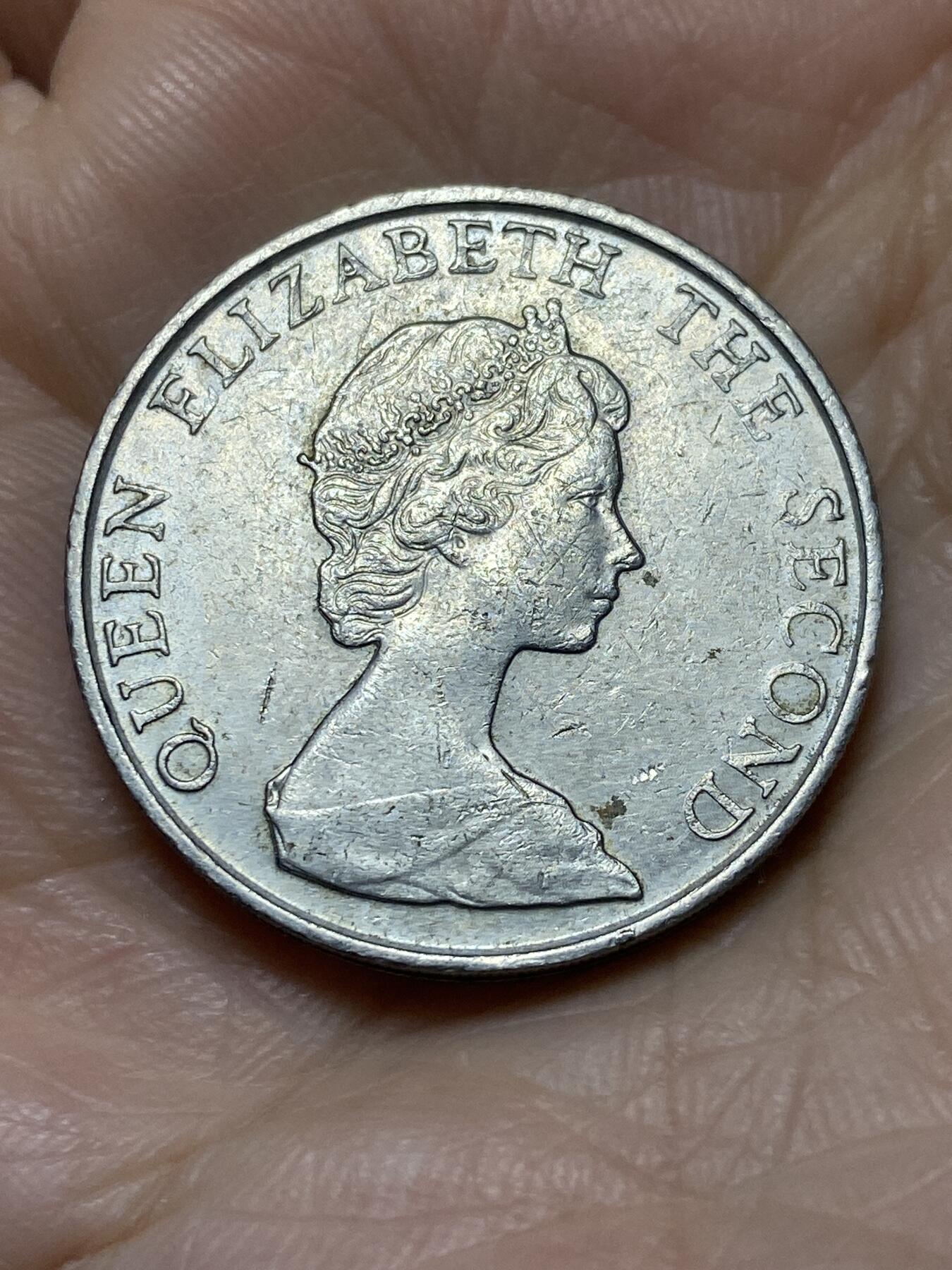 2025年第一百二十一场(总第一百四十七场）外国好品散币(免佣金) 香港1981年5元