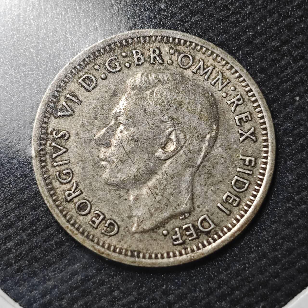 KK钱币收藏小铺  第363场  2月预留时间 周末发货  1951澳大利亚3便士银币