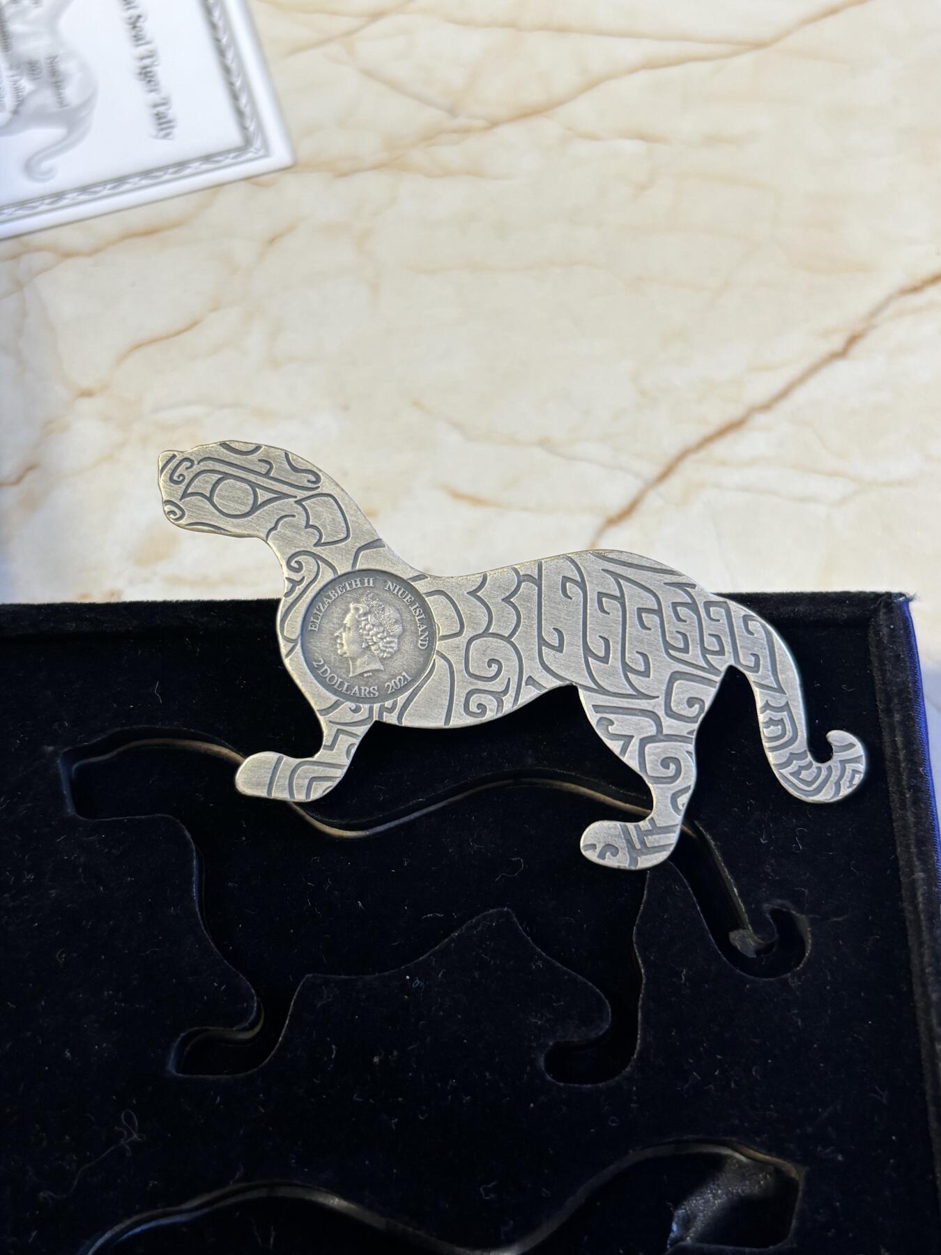 第180期拍卖【长期征集拍品】【北京币展专场】 纽埃2021年中国生肖杜虎符2盎司3D立体仿古银币,999银，发行量199枚