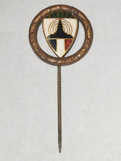 韵星假日精品2025秋季军品类拍卖会-- Rimey Holidays Boutique 2025 Autumn Militaria Sale - Nazi德国基夫霍伊泽老兵协会成员证章插针